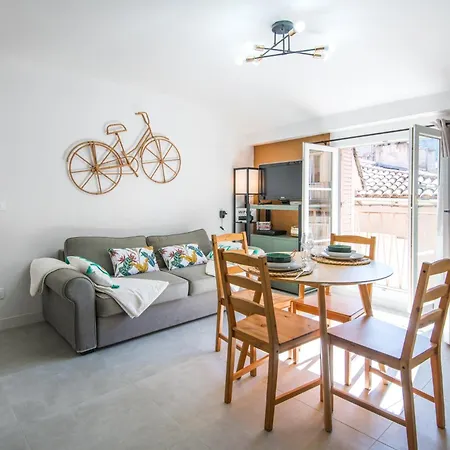 L'echappee Millavoise - Appt Pour 4 Personnes Apartamento Millau